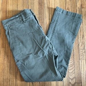 GOODFELLOW | Men’s Green Chino Pants Size 36x30